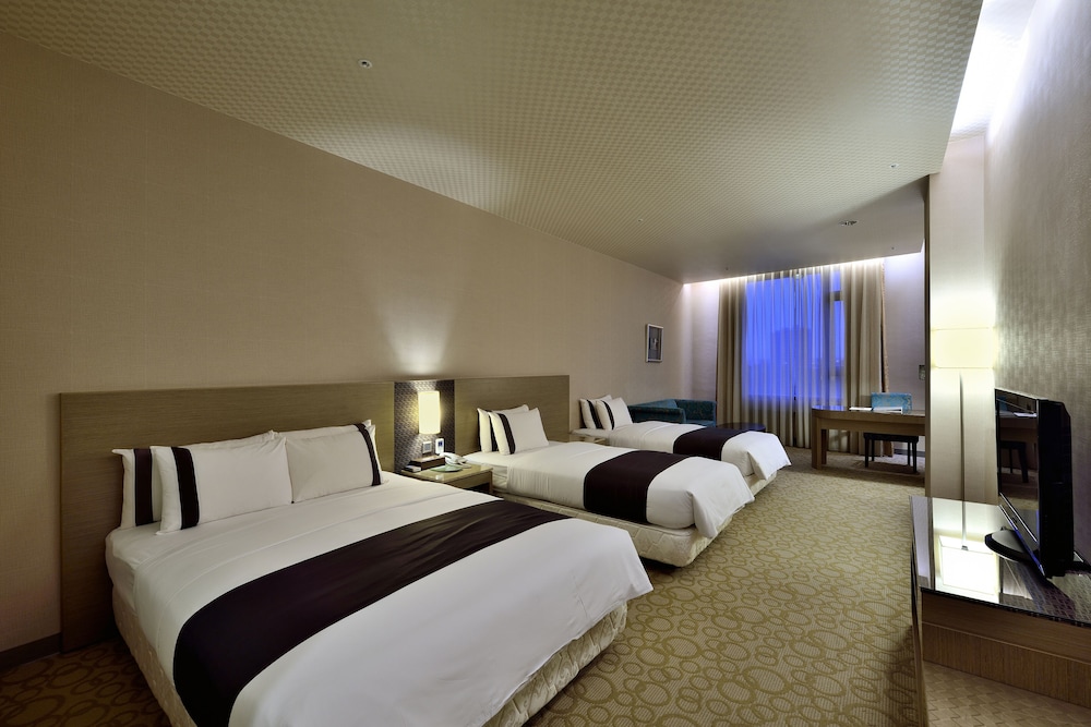Shinkansen Grand Hotel 12/50