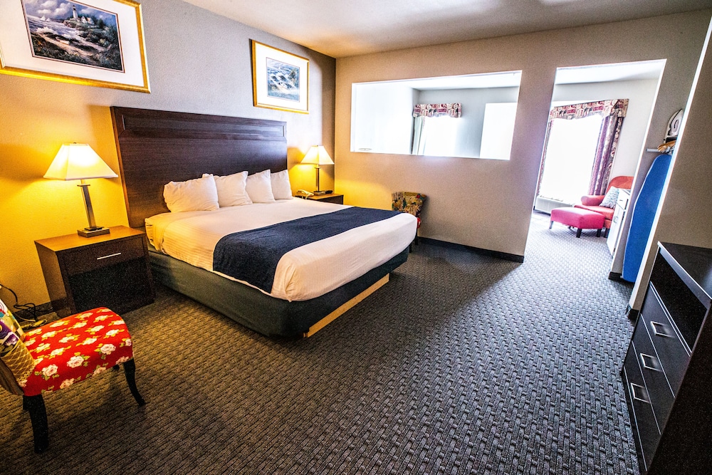 Morningglory Hotel Resort Suites 3/27