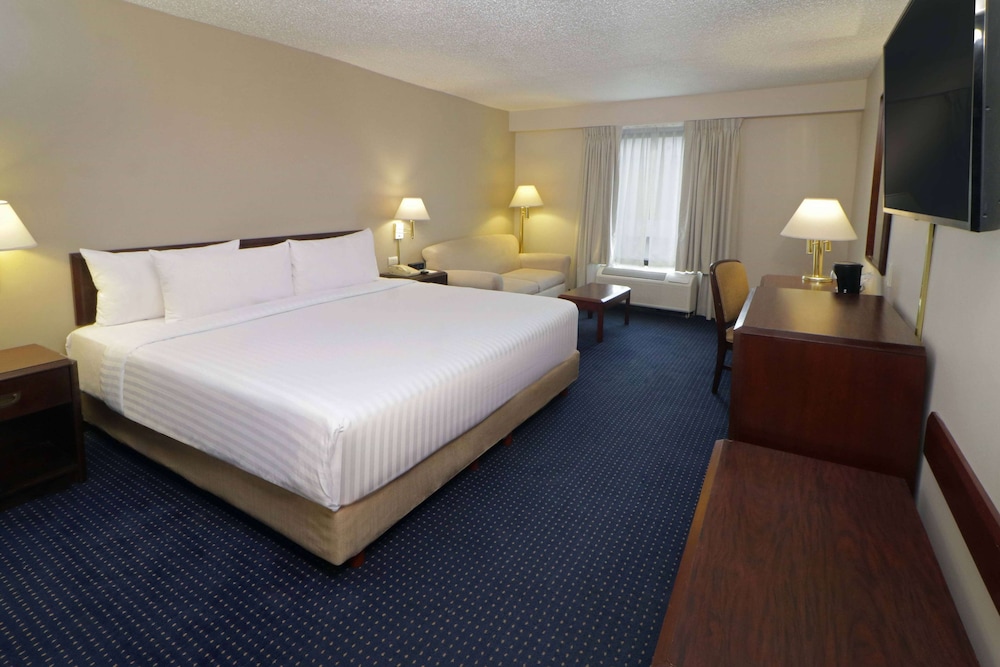 BUSINESS, KING BED