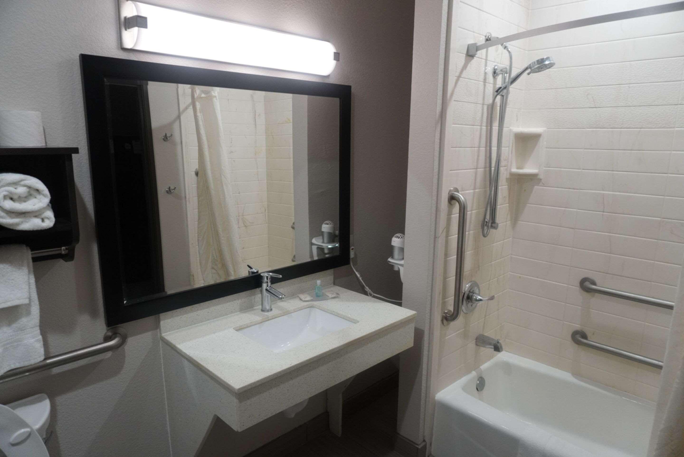 UPGRADE, SUITE, 2 QUEEN BEDS