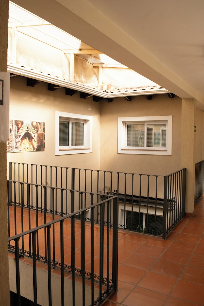 Hotel del Monumento 28/42