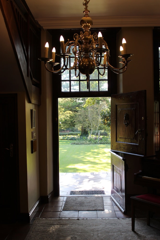 Vredenburg Manor House 8/69