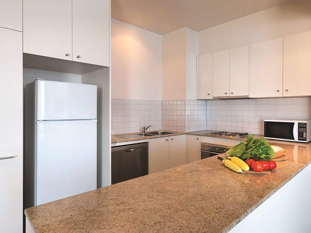 Adina Apartment Hotel Melbourne On Flinders 7/61