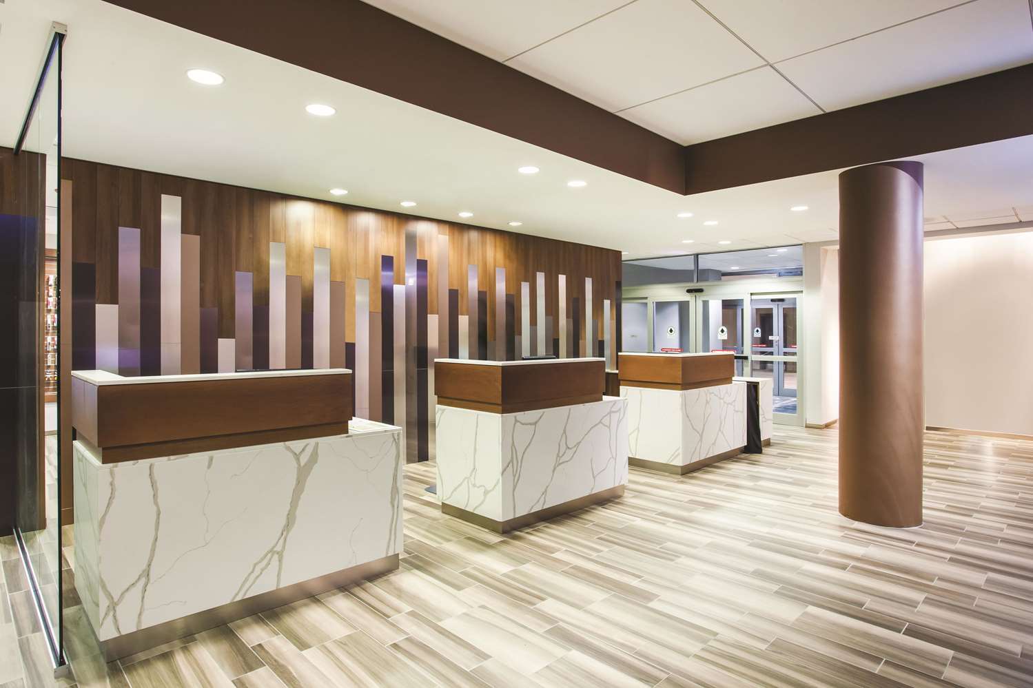 La Quinta Inn Suites By Wyndham Chicago Downtown 7/45