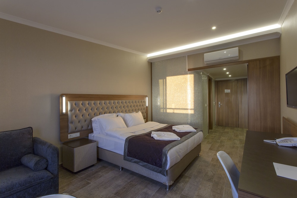 Michell Hotel - Adult Only 17/50
