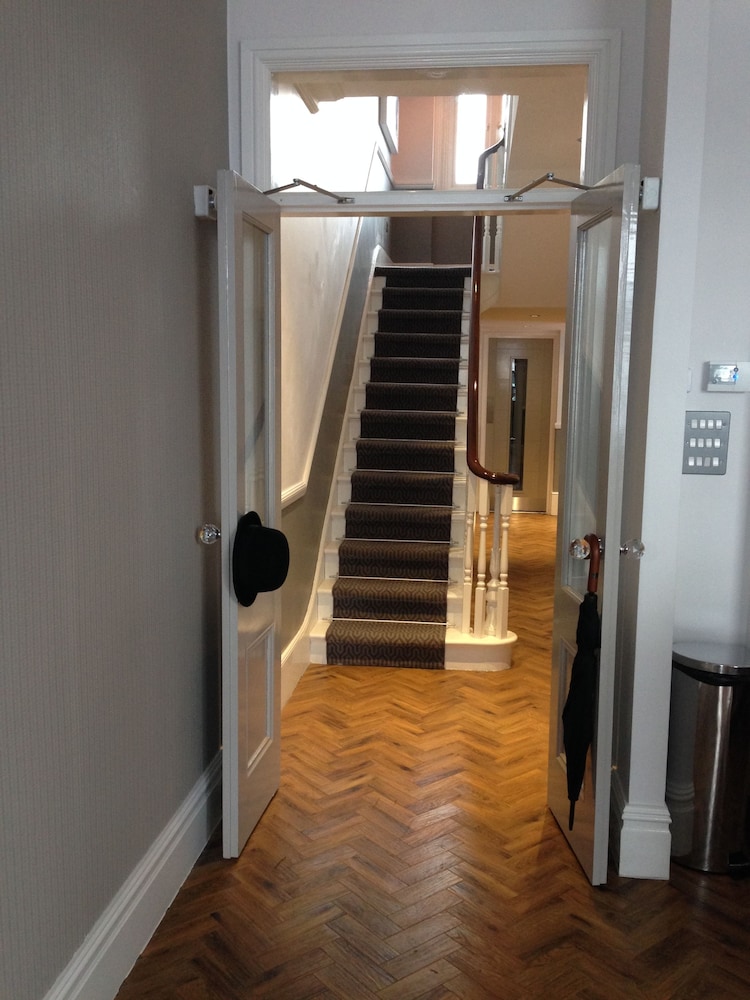The Beverley Hotel 34/50