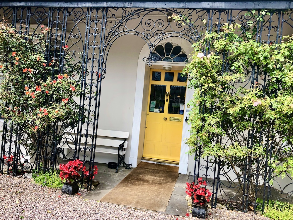 Belvedere Lodge - B&B 6/67