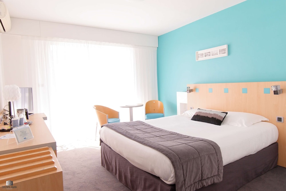 Kyriad Prestige Les Sables D Olonne Plage Centre Des Congres 24/65