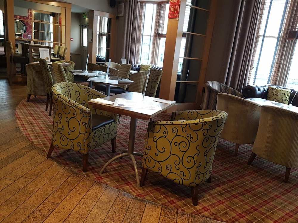 Regent Hotel 39/42
