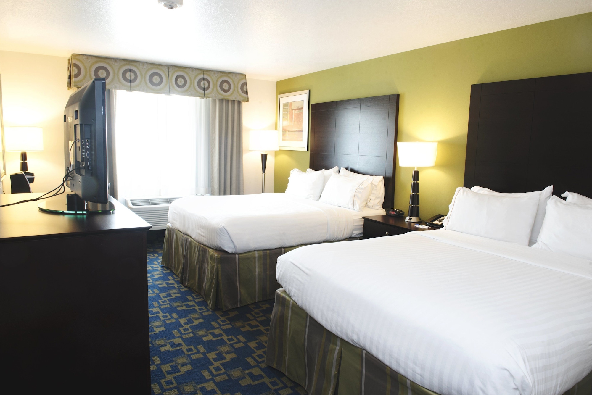 Standard, Twin Beds, Accessible