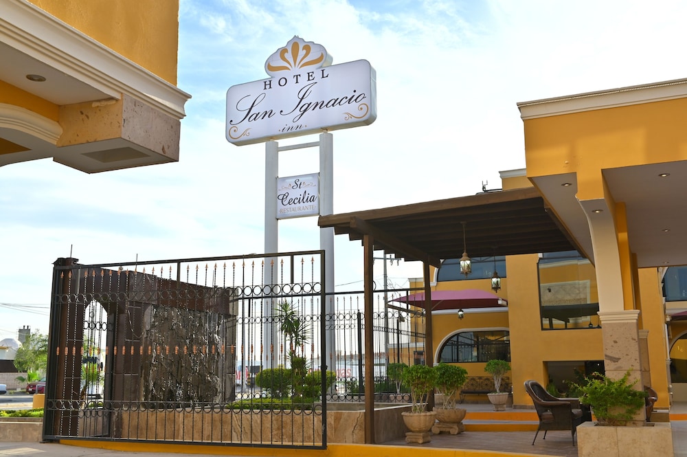 Hotel San Ignacio Inn 4/40