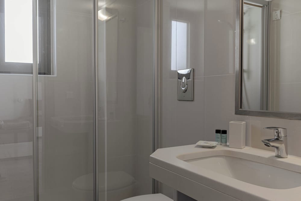 Bella Vista Hotel Apartments 48/49