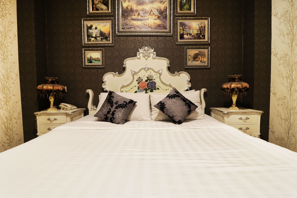 The Victoria Luxurious Guesthouse 14/26
