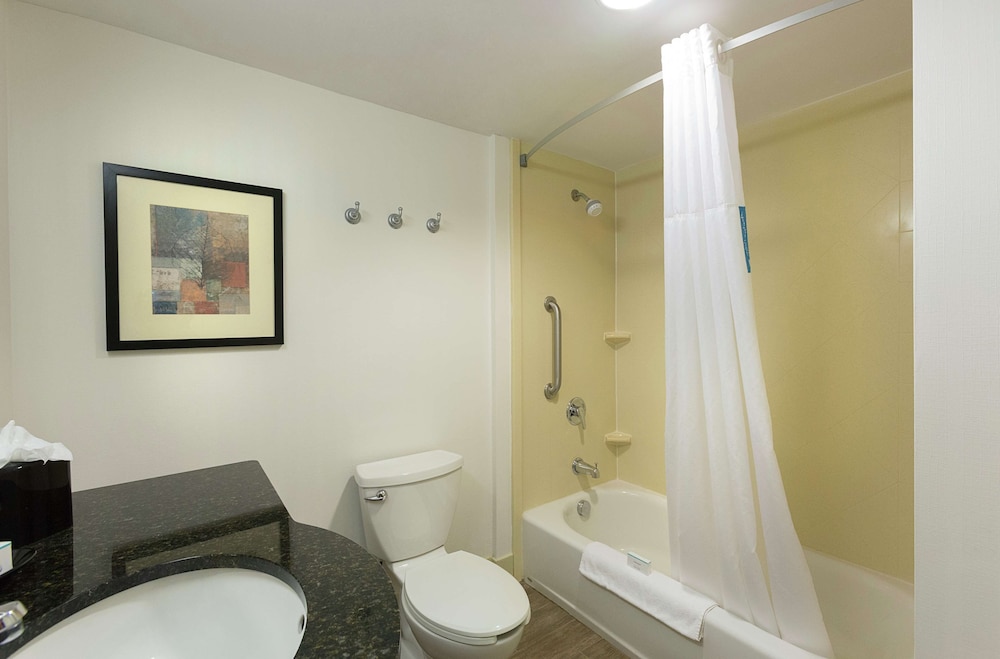 Hampton Inn Charlotte Belmont 18/47