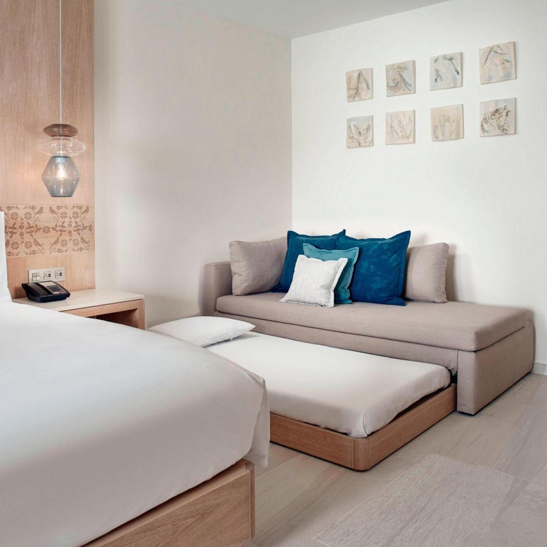 Premium, Deluxe, King Bed, Ocean View, Balcony, Club Floor