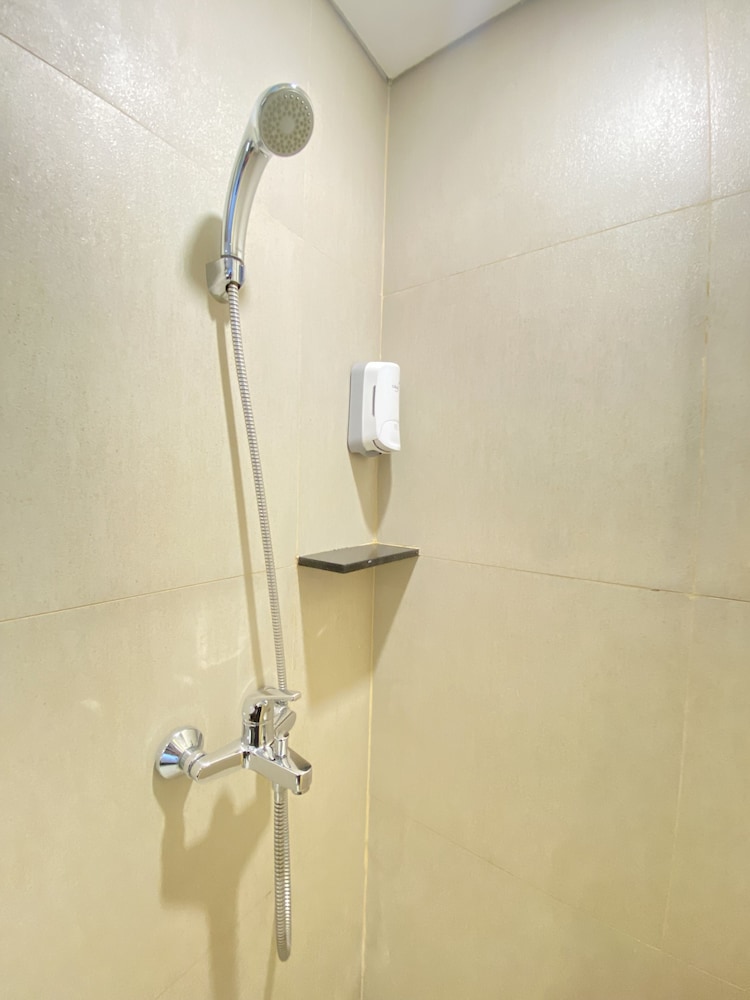 Grand Zuri Ketapang 36/58
