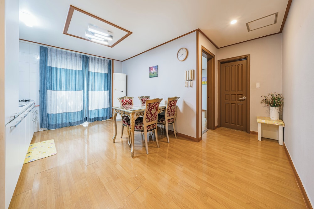Gallery Hotel Be 39/50