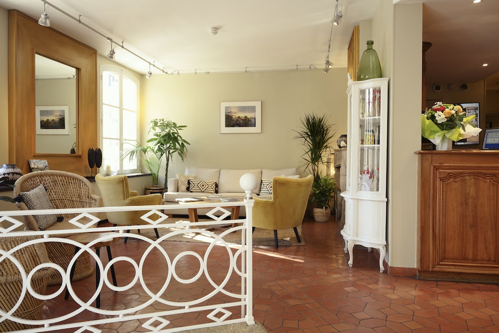 Boutique Hotel Cezanne 55/62