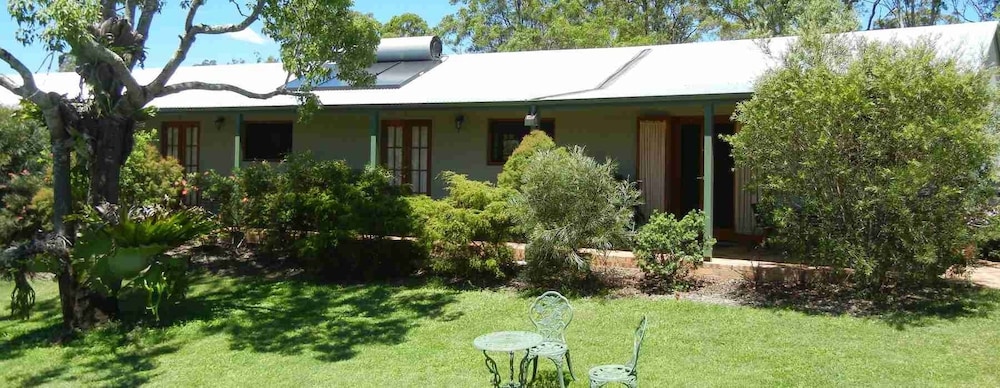 AMAMOOR LODGE 51/63