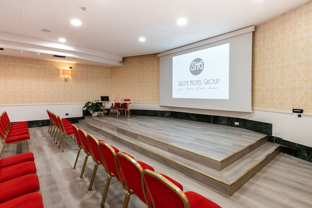 Shg Hotel Catullo 32/35