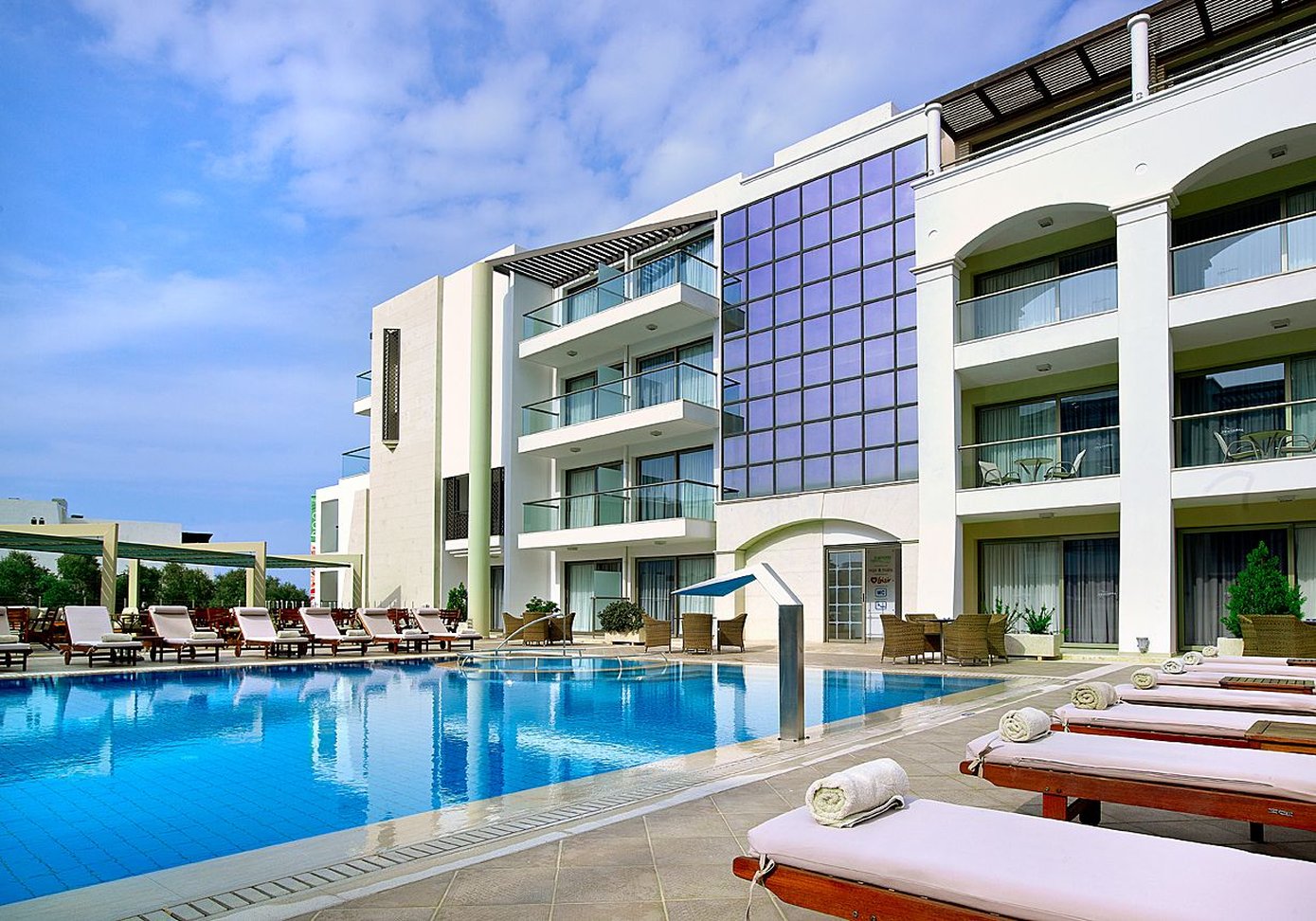 Albatros Spa and Resort Hotel in HERSONISSOS