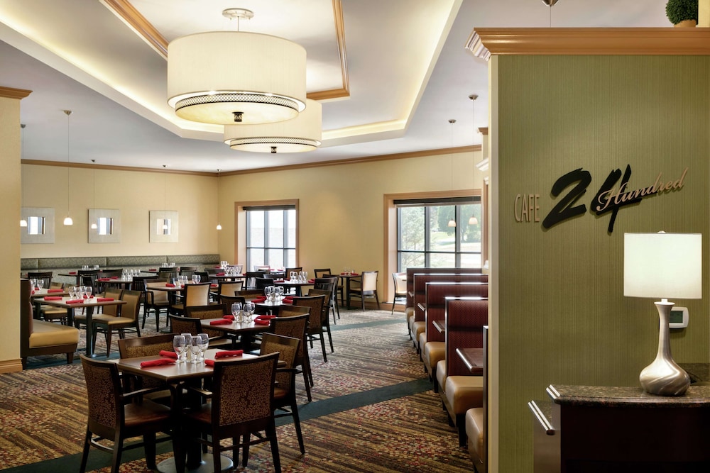 Doubletree Resort By Hilton Lancaster 48/62