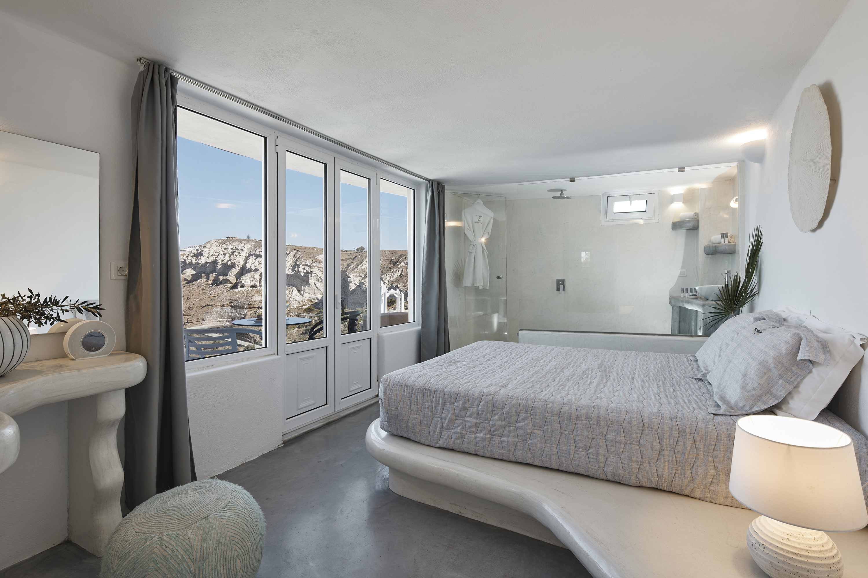 Grand, Maisonette, Caldera View