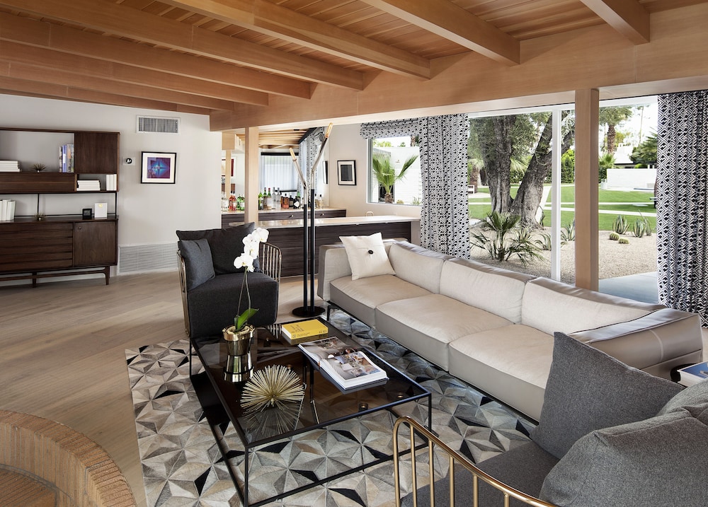 L Horizon Resort and Spa 42/66