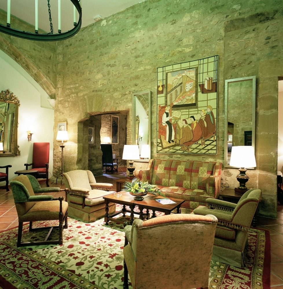 Parador de Santo Domingo Bernardo de Fresneda 37/38