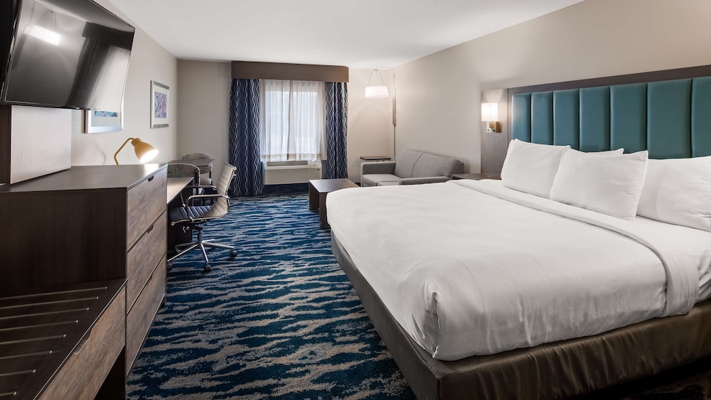 Best Western Plus Executive Residency Nashville 13/34