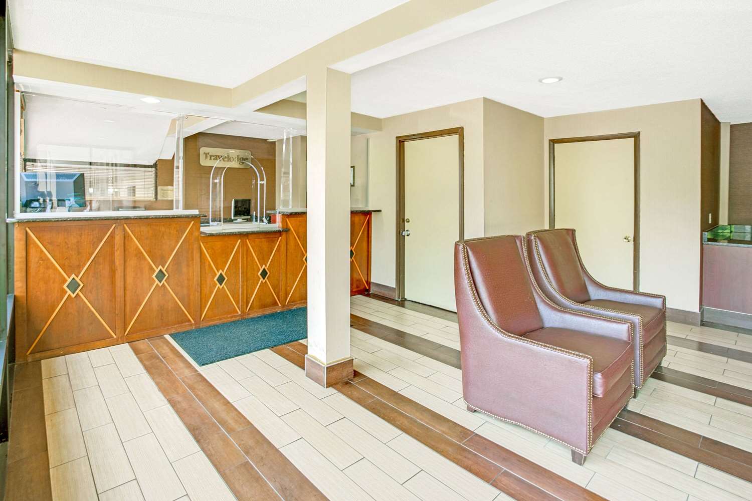 Travelodge By Wyndham Silver Spring 5/13