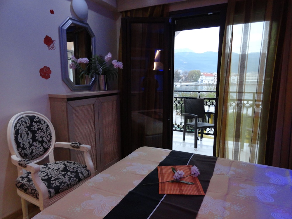 Captains Beach Boutique Apartments 20/27