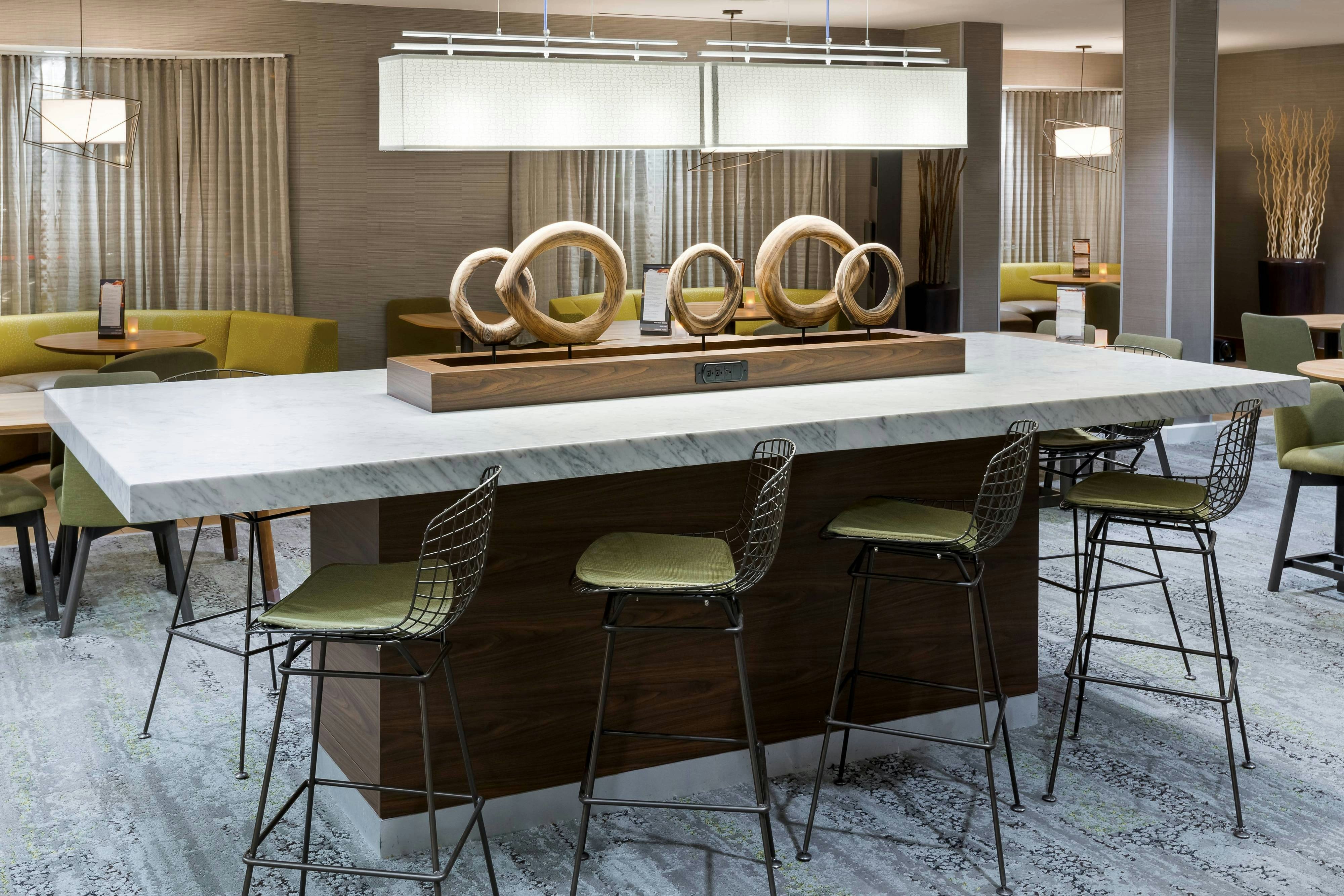 Courtyard by Marriott Tampa Downtown 8/19