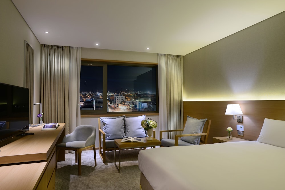Astar Hotel 27/69