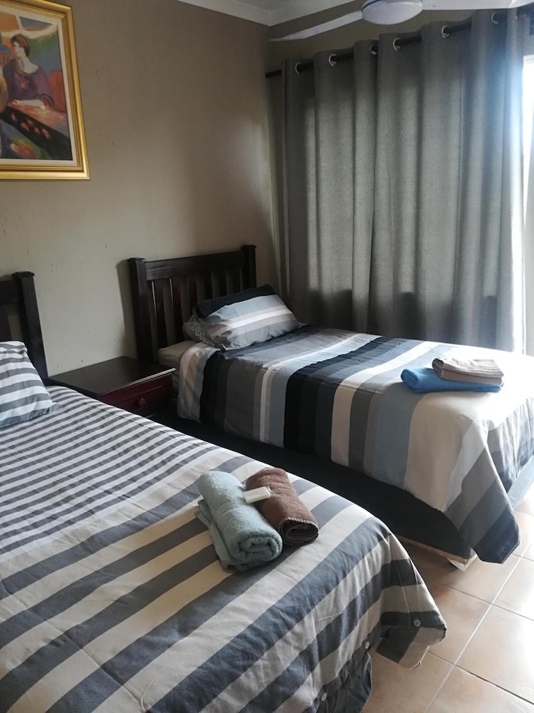Airport Lodge Guest House 6/43