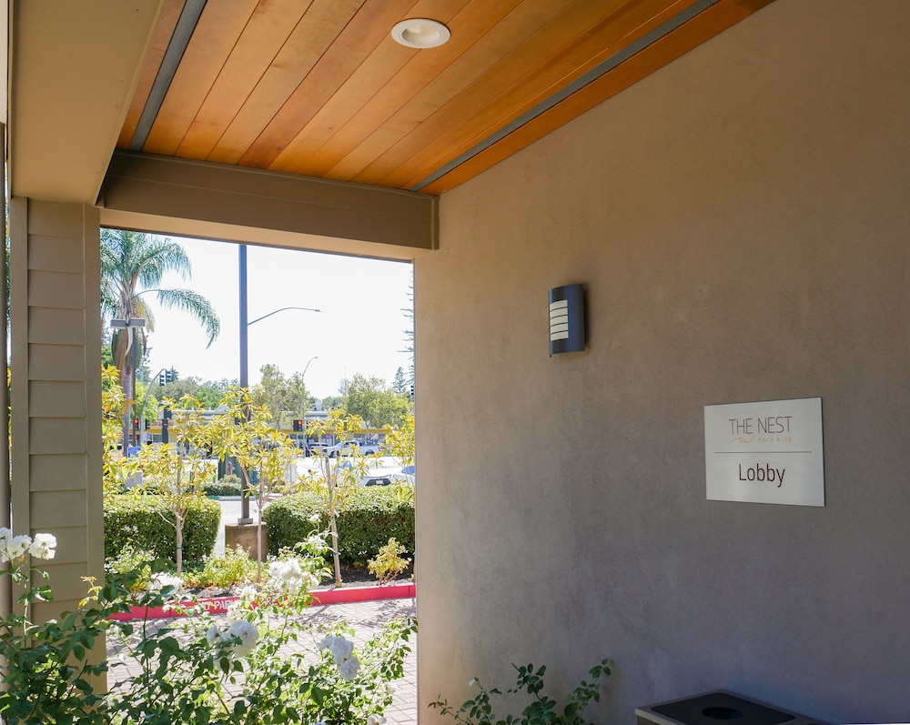The Nest Palo Alto 15/48