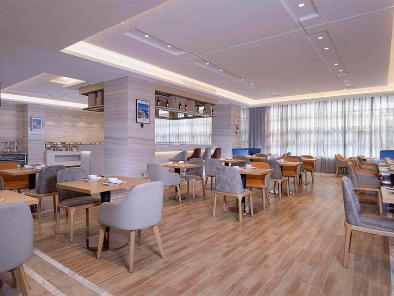 Kyriad Marvelous Hotel (Dongguan Chang'an Light Rail Station) 35/41