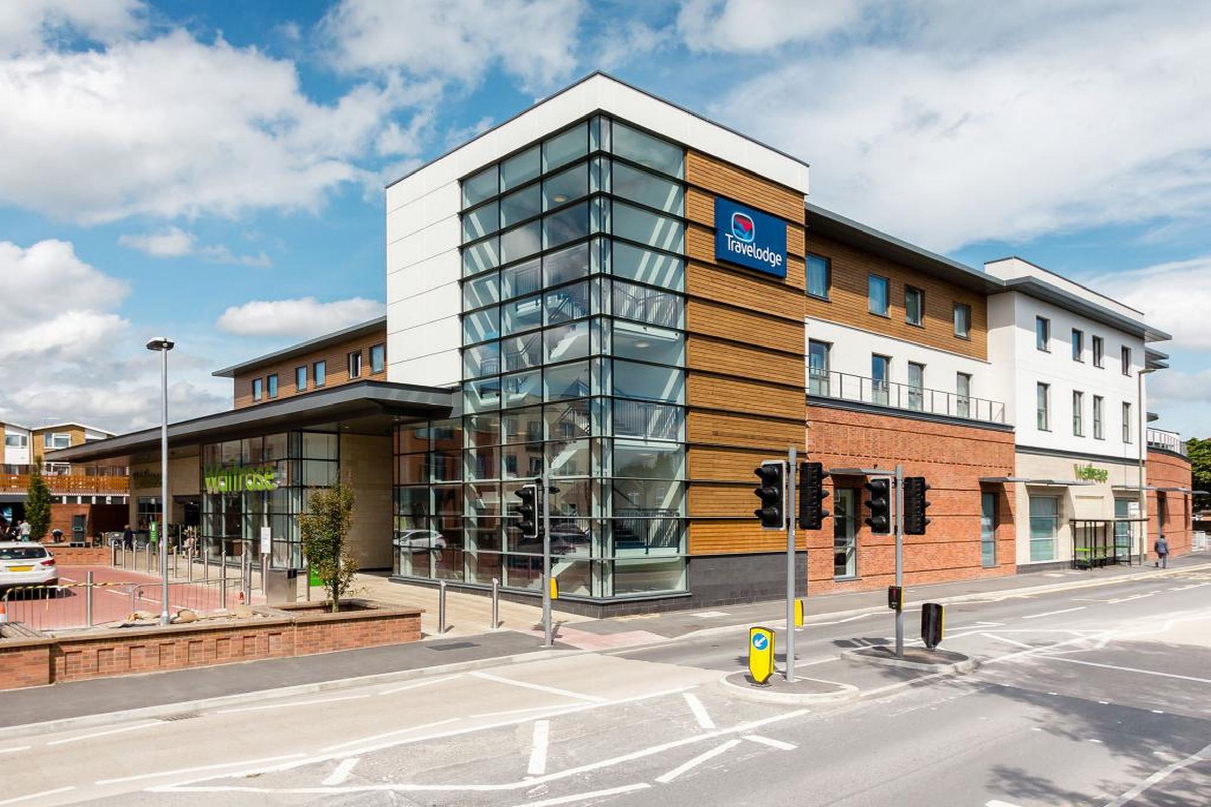 Travelodge Egham 28/30