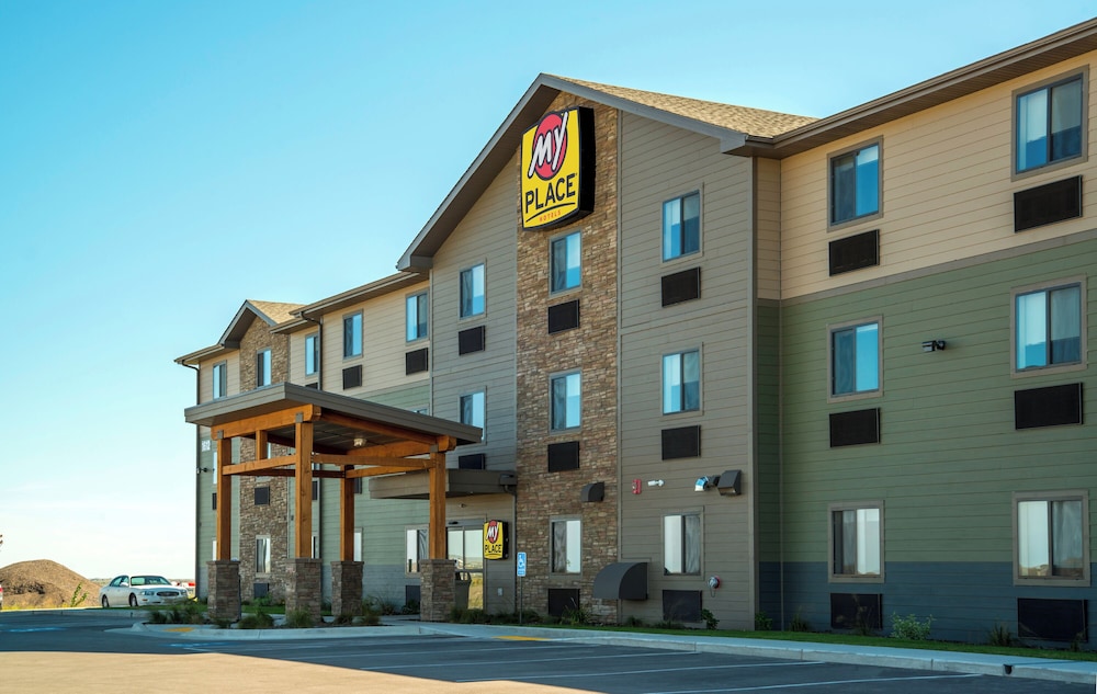 My Place Hotel Rapid City 37/44