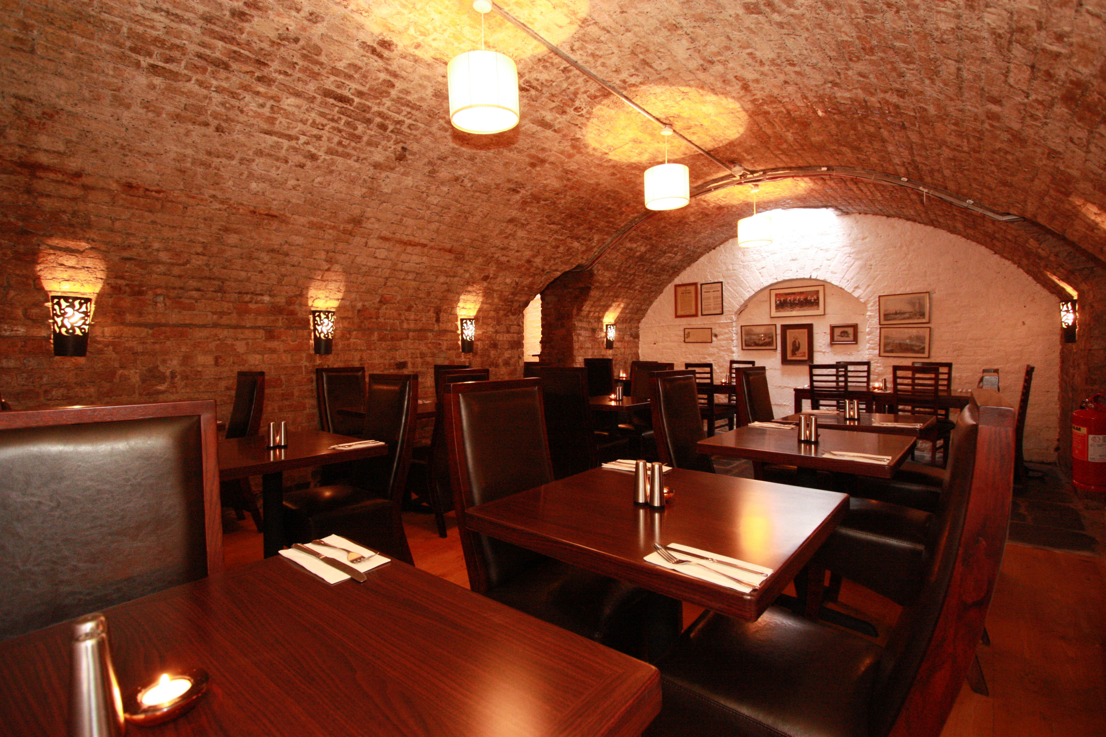 Castle Hotel 59/66