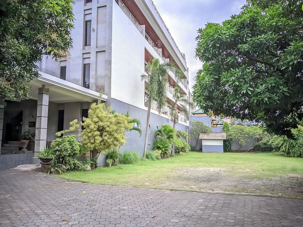 Bali Paradise City Hotel 45/50