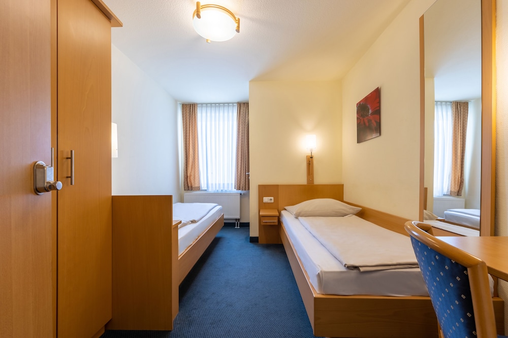 Trip Inn Hotel Conti 14/28