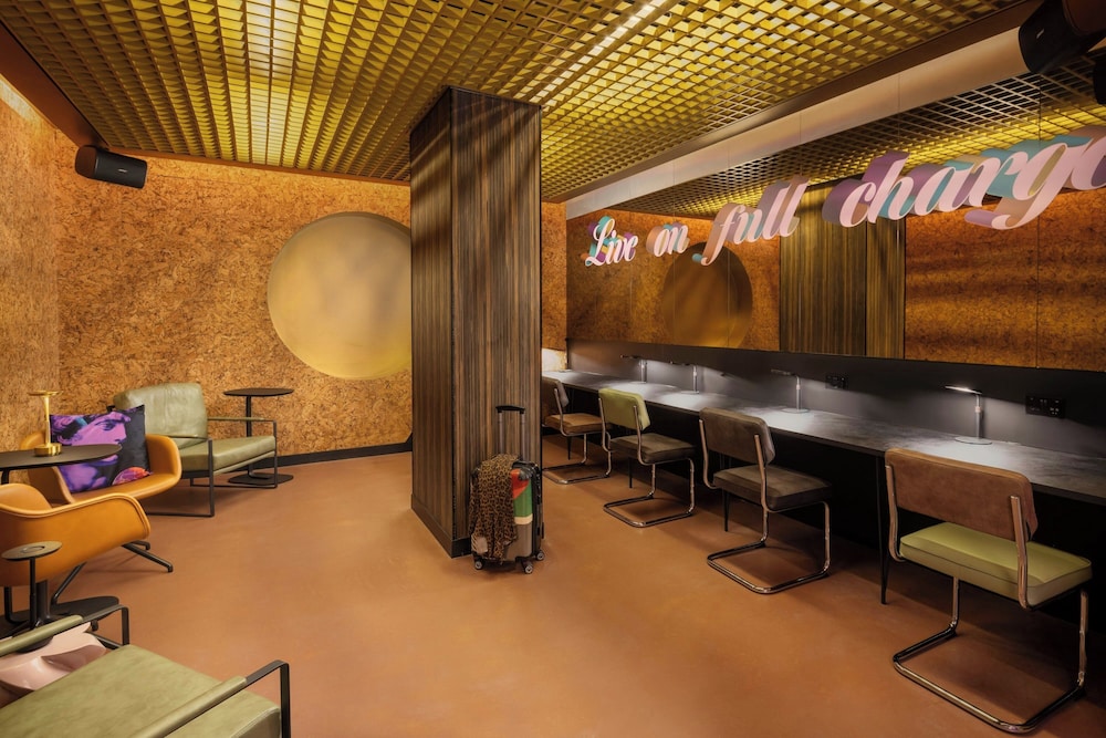 Moxy London Piccadilly Circus 21/47