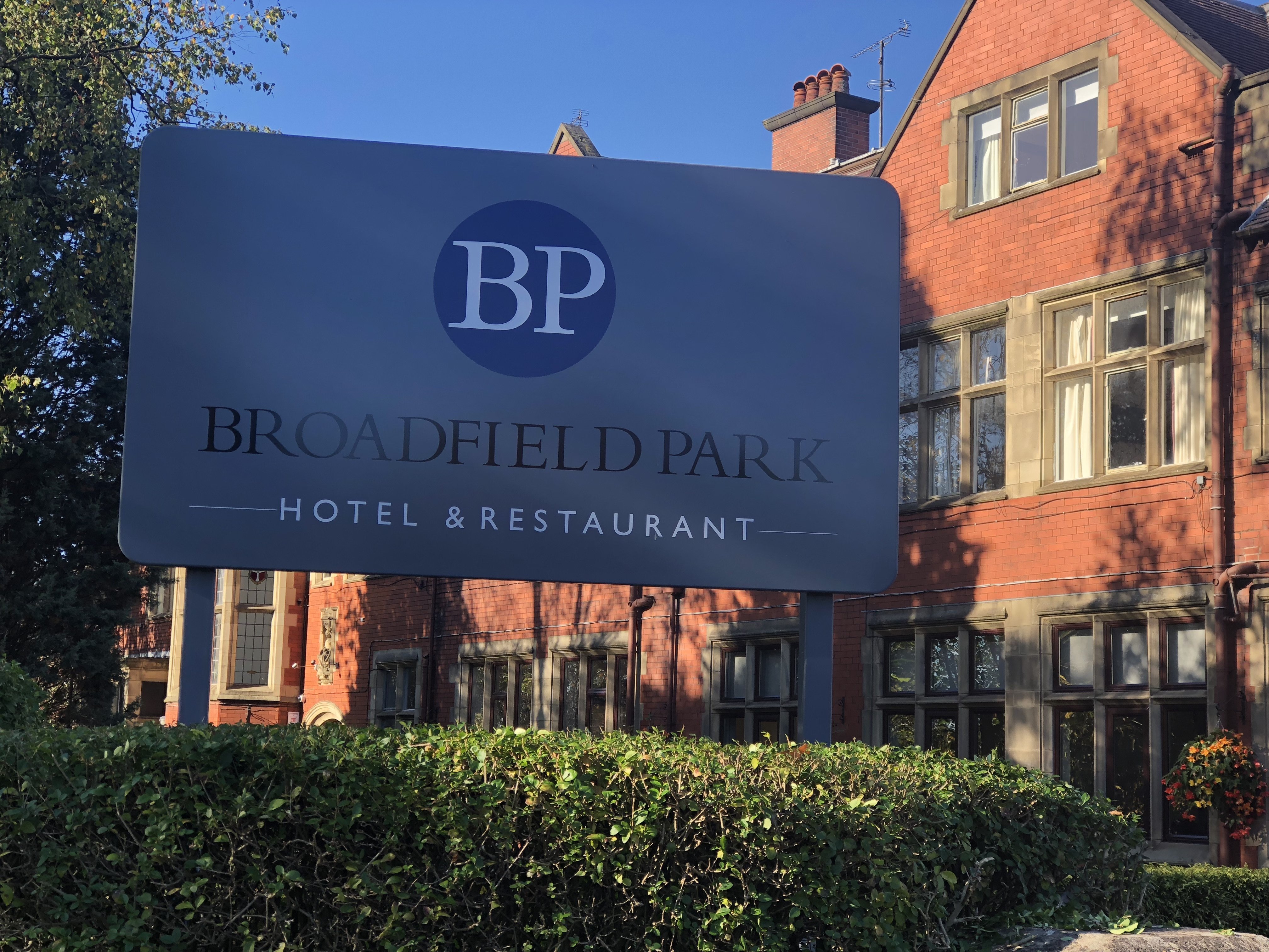 OYO Broadfield Park Hotel in ROCHDALE