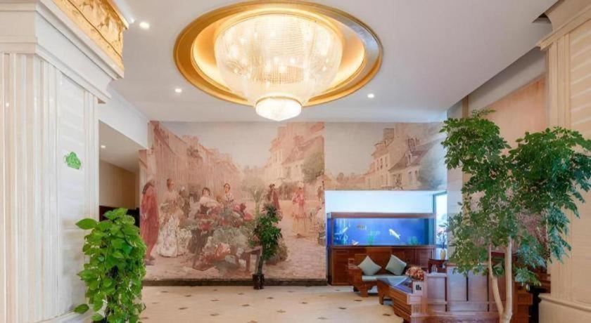 Vienna International Hotel (Shanghai Hongqiao National Exhibition and Convention Center Caobao Road) 18/47