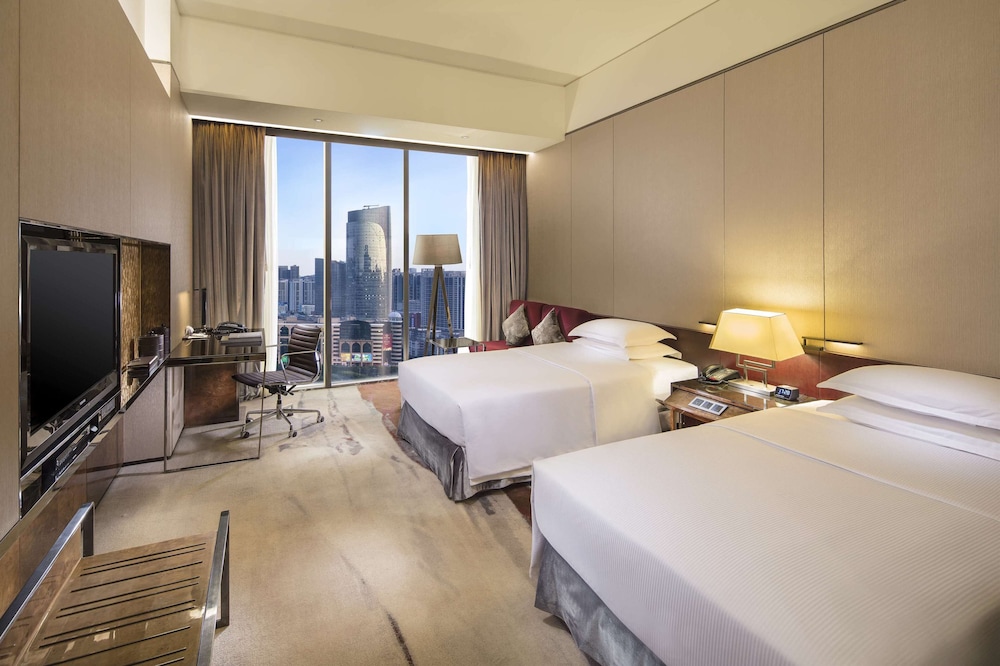 Hilton Guangzhou Tianhe 11/79