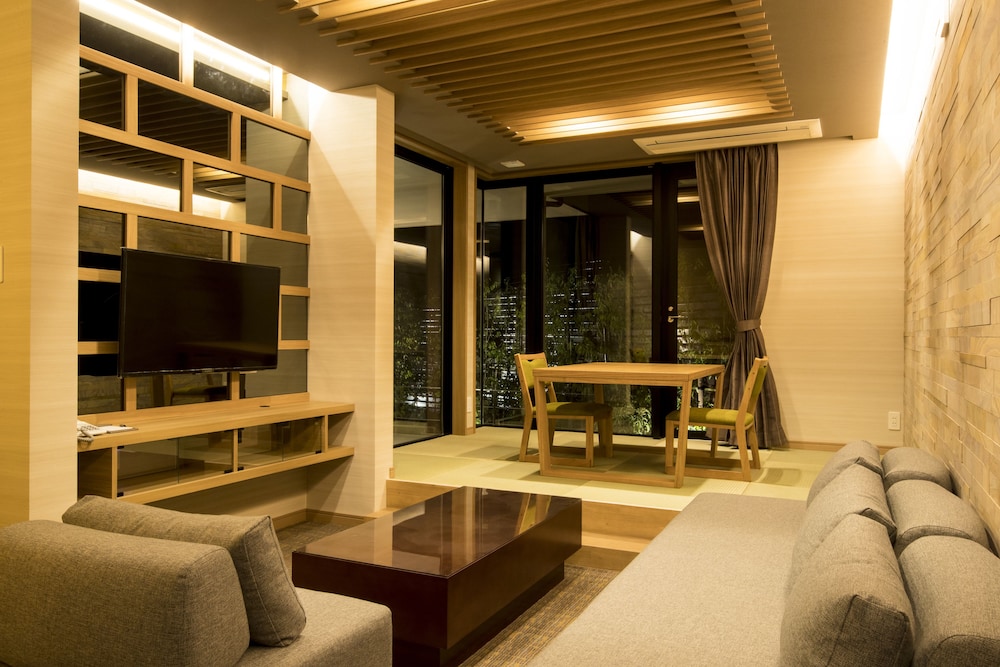 Kyushu hotel 24/36