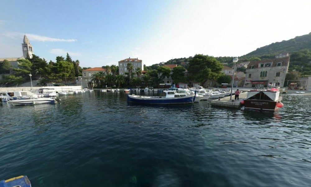 Hotel Glavovic 36/53