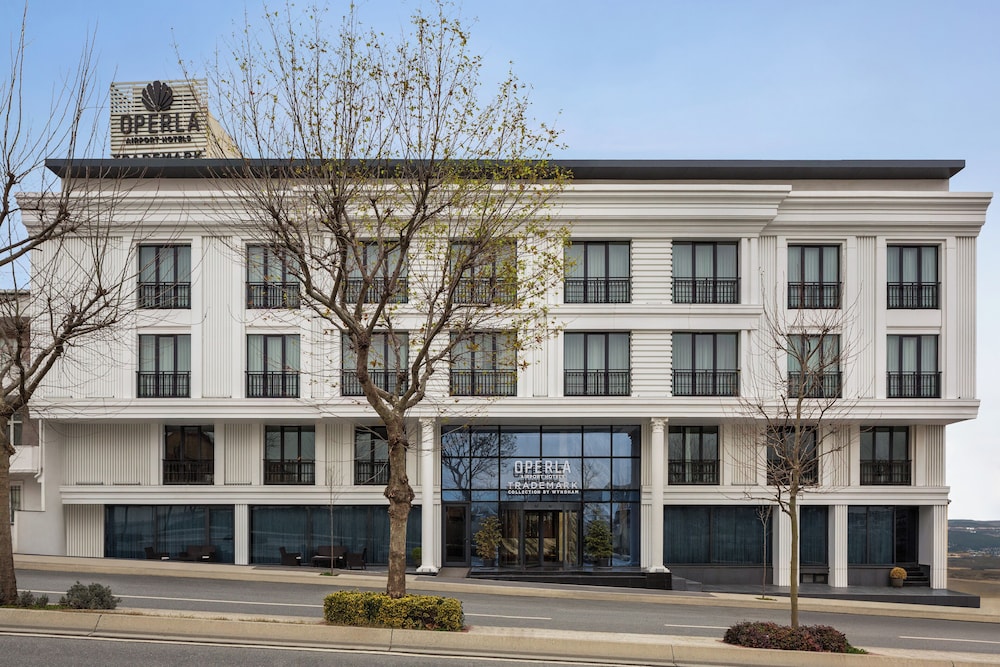 Operla Airport Hotels, Trademark Collection by Wyndham in ARNAVUTKOY