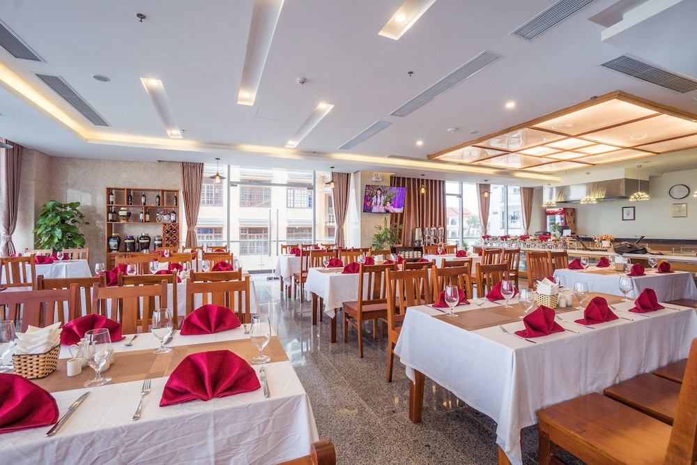 Vinh Hoang Hotel 51/66